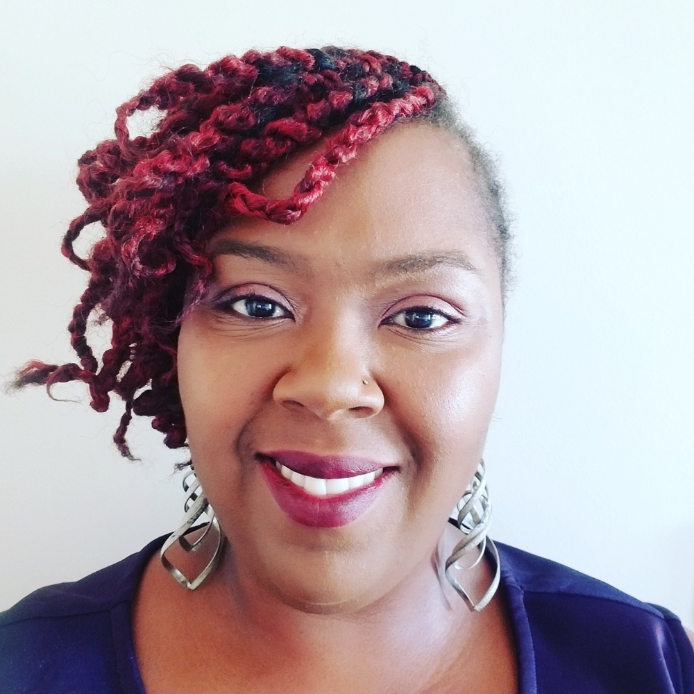 Meet your Posher, Pecolia